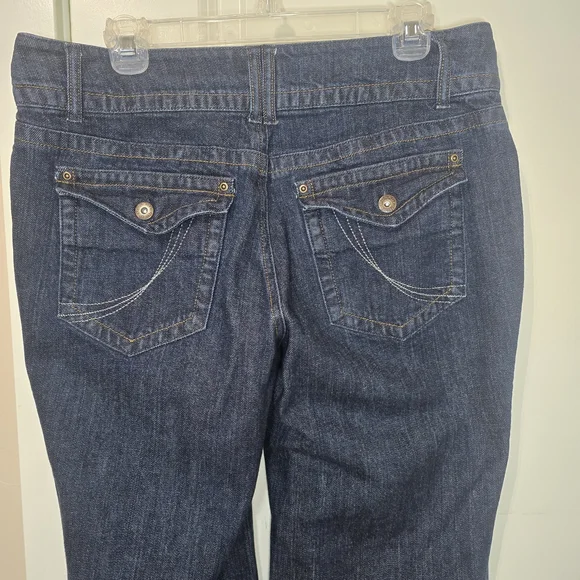 Monroe and Main Lola Curvy Fit Jeans – Women’s Size 14 (Dark Wash) - Picture 4 of 10